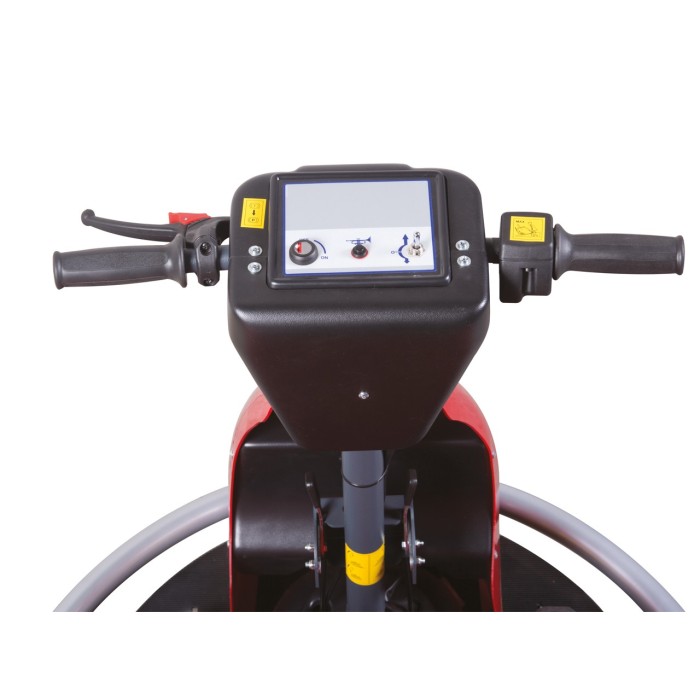 BARREDORA HOMBRE A BORDO A BATERIA ARCOMAT DUSTY 1100ET