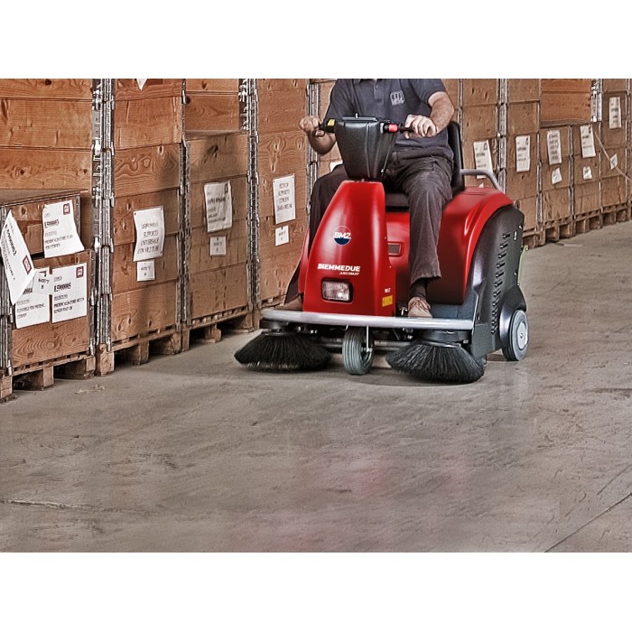 BARREDORA HOMBRE A BORDO A BATERIA ARCOMAT DUSTY 1100ET