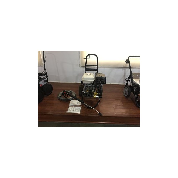 HIDROLAVADORA COMET KDX2 12/140 AUTONOMA CON MOTOR HONDA A GASOLINA HIDROLAVADORA COMET KDX2 12/140 AUTONOMA CON MOTOR HONDA A GASOLINA