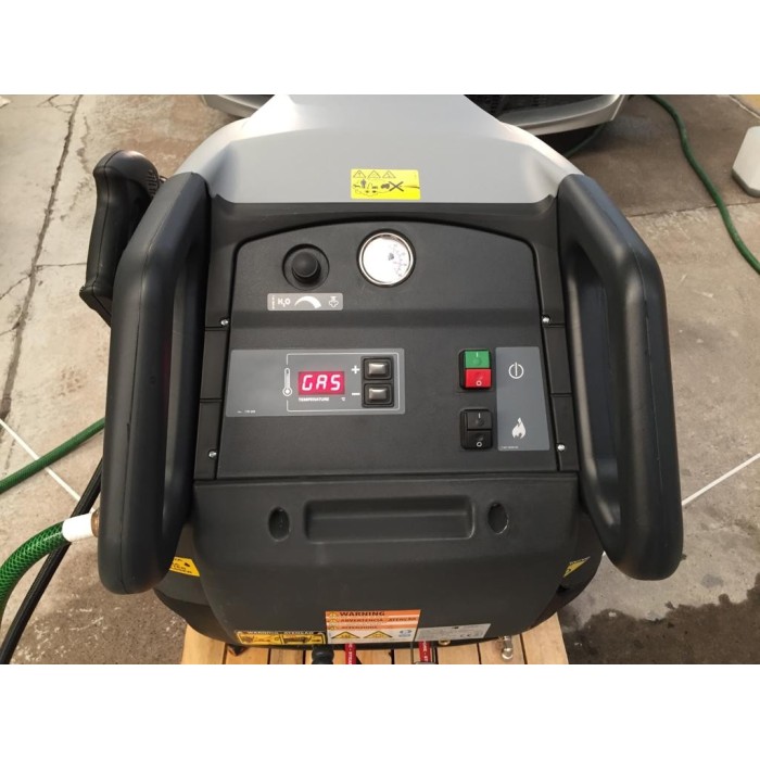 GENERADOR DE VAPOR DIESEL LAVORPRO METIS ACQUATECNIA
