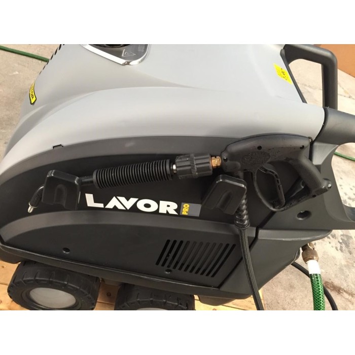 GENERADOR DE VAPOR DIESEL LAVORPRO METIS ACQUATECNIA