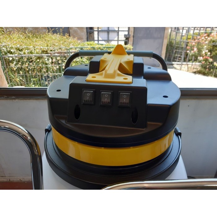 HL903 ASPIRADORA POLVO Y AGUA INDUSTRIAL HL903 ASPIRADORA POLVO Y AGUA INDUSTRIAL