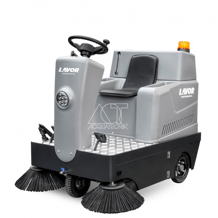 SWLR 950 BARREDORA HOMBRE A BORDO LAVOR PROFESIONAL